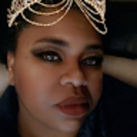 Meet your Posher, Shannon - Picture 1 of 1